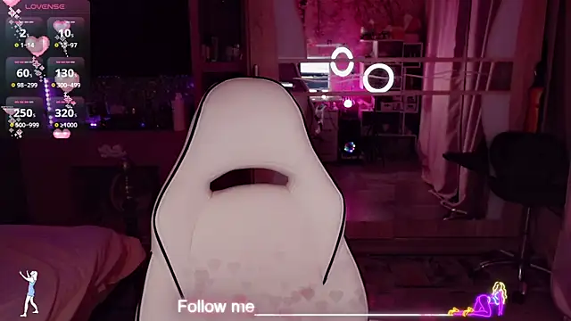 AnnieGOld  online show from 15, 3, 2026