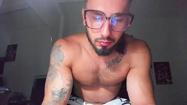 Snapshot of Baky_sexy chatting on 21, 3, 2025 Baky sexy online show from 21, 3, 2025