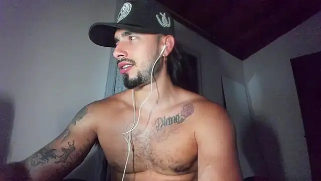 Snapshot of Baky_sexy chatting on 5, 10, 2025 Baky sexy online show from 5, 10, 2025