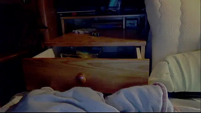 Snapshot of FireFox_Feel chatting on 6, 12, 2024 FireFox Feel online show from 6, 12, 2024