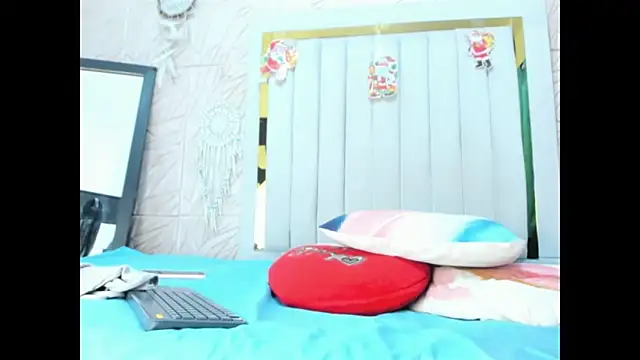 Rebecca Mitchell online show from 15, 12, 2025