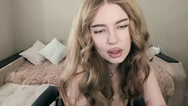 ViolettaLopez online show from 1, 3, 2025