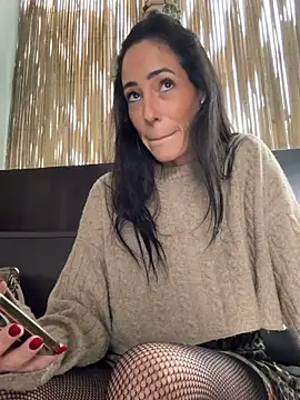 SweeetAlegra online show from 7, 1, 2025