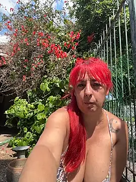 sofy alone online show from 1, 11, 2025