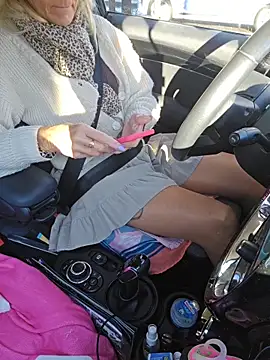 Snapshot of Nathotsexy1 chatting on 4, 12, 2025 Nathotsexy1 online show from 4, 12, 2025