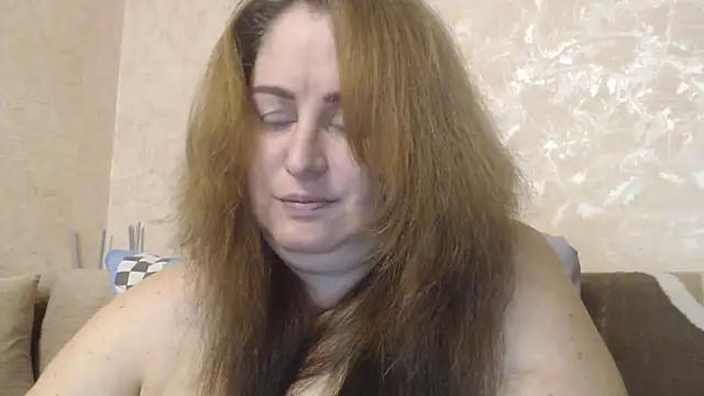 Snapshot of Amy_August chatting on 1, 2, 2025 Amy August online show from 1, 2, 2025