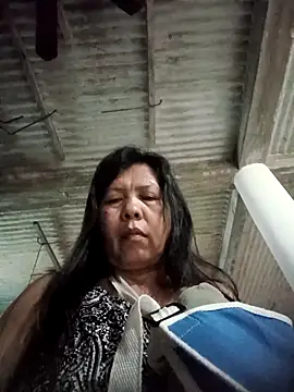 Snapshot of TropicalFlower chatting on 31, 3, 2026 TropicalFlower online show from 31, 3, 2026