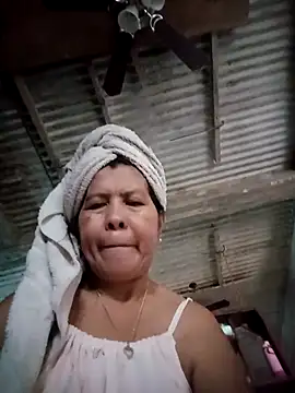 Snapshot of TropicalFlower chatting on 13, 4, 2026 TropicalFlower online show from 13, 4, 2026