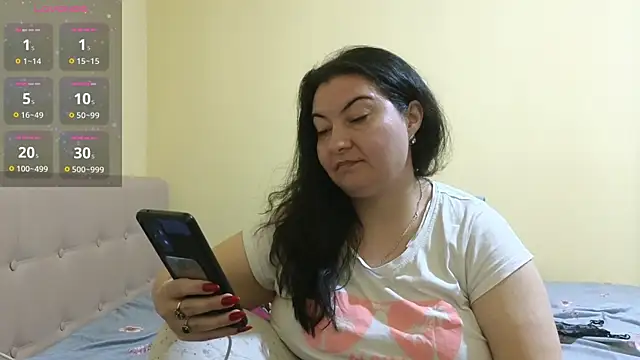 BBW MILF 4U online show from 1, 3, 2025