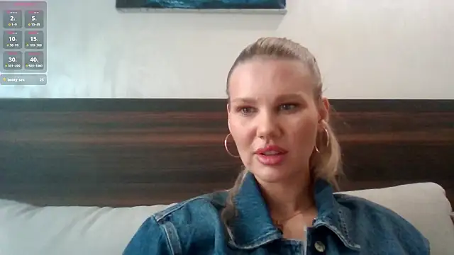 Alice N Wooderland online show from 4, 3, 2026