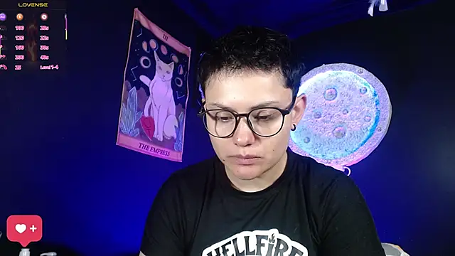 girl intense444 online show from 12, 2, 2026