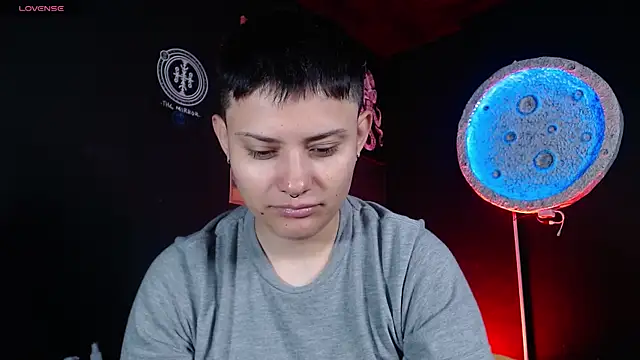 Snapshot of girl_intense444 chatting on 17, 7, 2026 girl intense444 online show from 17, 7, 2026