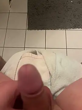 youngcock1984 online show from 31, 10, 2025