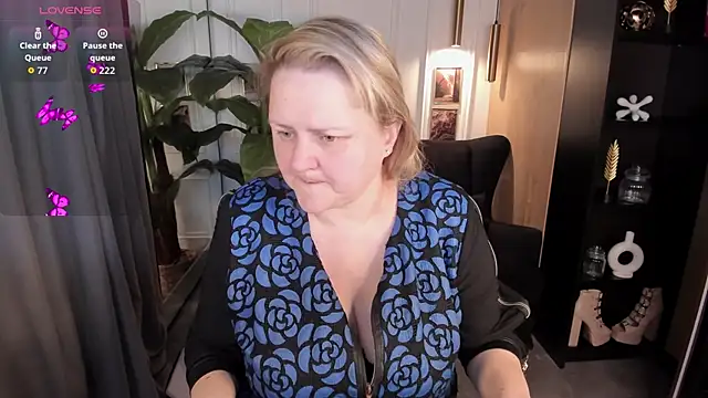 Snapshot of ScarlettSoft chatting on 2, 6, 2026 ScarlettSoft online show from 2, 6, 2026