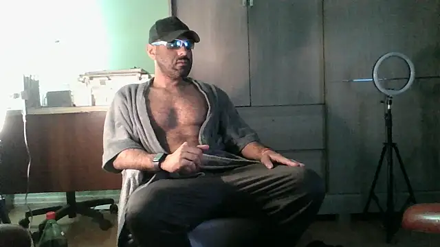 Snapshot of MILITARS chatting on 25, 6, 2026 MILITARS online show from 25, 6, 2026