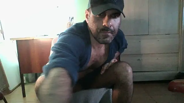 Snapshot of MILITARS chatting on 2, 7, 2026 MILITARS online show from 2, 7, 2026