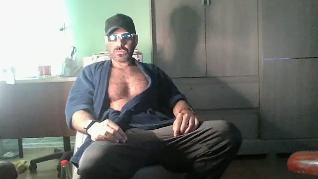 Snapshot of MILITARS chatting on 9, 7, 2026 MILITARS online show from 9, 7, 2026