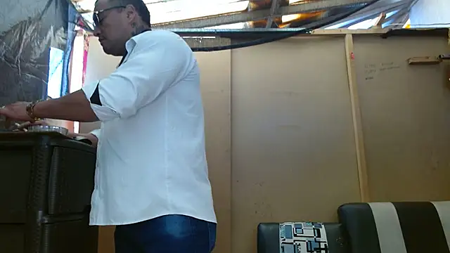 hardrock982 online show from 19, 2, 2025