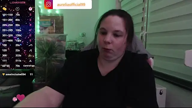 AureliaWinter online show from 2, 2, 2026