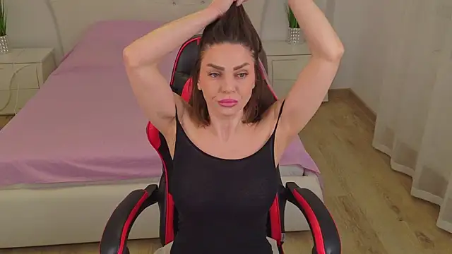 itsmekarina online show from 28, 3, 2026