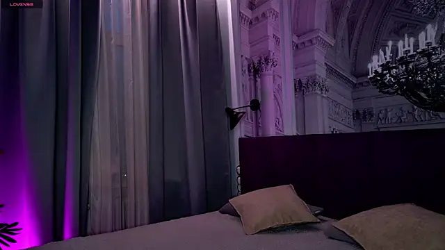 SofiaFoster  online show from 10, 1, 2025