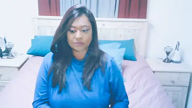 Snapshot of Indianlust69 chatting on 29, 9, 2025 Indianlust69 online show from 29, 9, 2025