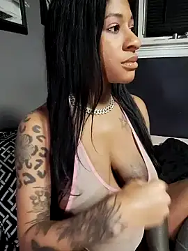 Snapshot of iitsolivia13 chatting on 26, 1, 2025 iitsolivia13 online show from 26, 1, 2025