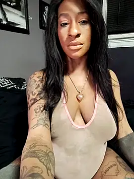 Snapshot of iitsolivia13 chatting on 22, 2, 2025 iitsolivia13 online show from 22, 2, 2025