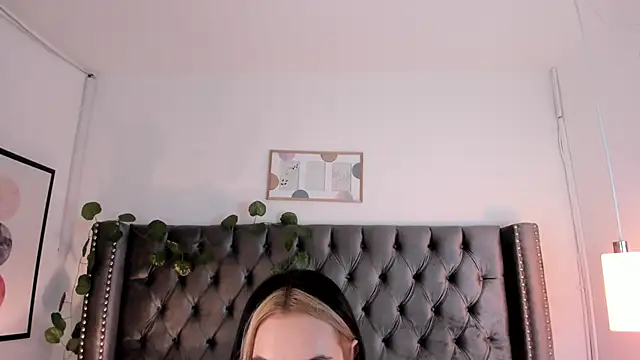 Kim Blane online show from 30, 12, 2024