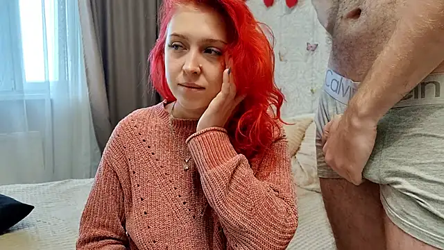 Snapshot of GenrikhBecca chatting on 13, 11, 2025 GenrikhBecca online show from 13, 11, 2025