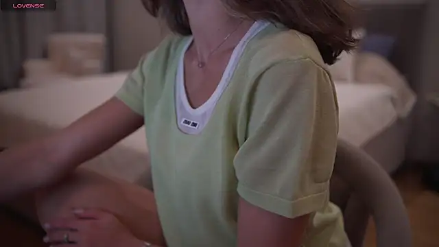 Snapshot of Danielle_Thomas chatting on 22, 9, 2025 Danielle Thomas online show from 22, 9, 2025