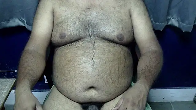 Snapshot of hairysubcub_70 chatting on 27, 4, 2026 hairysubcub 70 online show from 27, 4, 2026