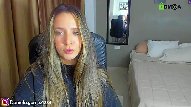 Snapshot of Danielacams chatting on 7, 3, 2025 Danielacams online show from 7, 3, 2025