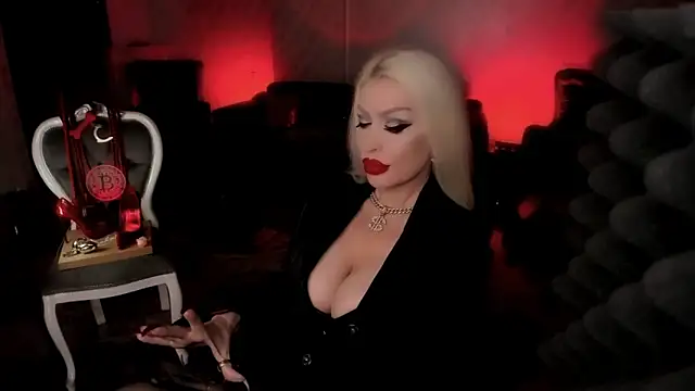 Snapshot of GreedyFinDom chatting on 20, 12, 2024 GreedyFinDom online show from 20, 12, 2024