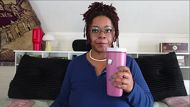 -khayaparker online show from 28, 2, 2026