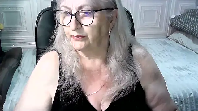 Snapshot of LolkaAlyss chatting on 10, 5, 2026 LolkaAlyss online show from 10, 5, 2026