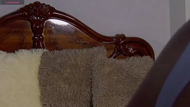 Snapshot of NicolePlay chatting on 15, 12, 2025 NicolePlay online show from 15, 12, 2025