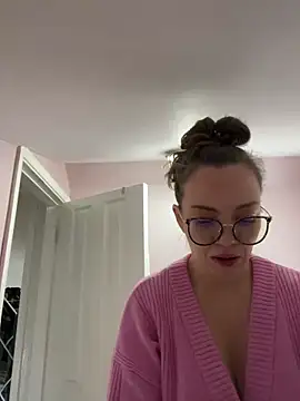 FemDom RubyKnightXXO online show from 19, 1, 2025