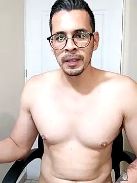 Snapshot of towers_j chatting on 11, 3, 2025 towers j online show from 11, 3, 2025