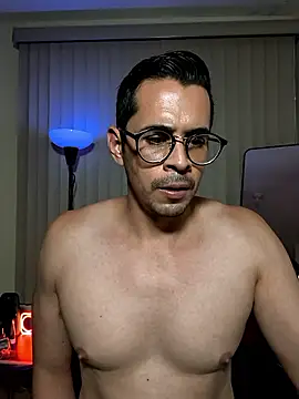 Snapshot of towers_j chatting on 9, 9, 2025 towers j online show from 9, 9, 2025