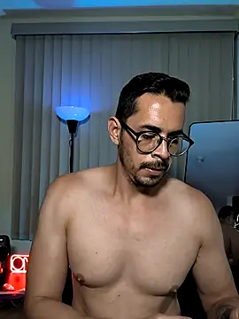 Snapshot of towers_j chatting on 4, 10, 2025 towers j online show from 4, 10, 2025