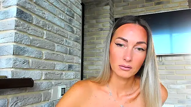 Snapshot of StarryHanna chatting on 23, 6, 2026 StarryHanna online show from 23, 6, 2026