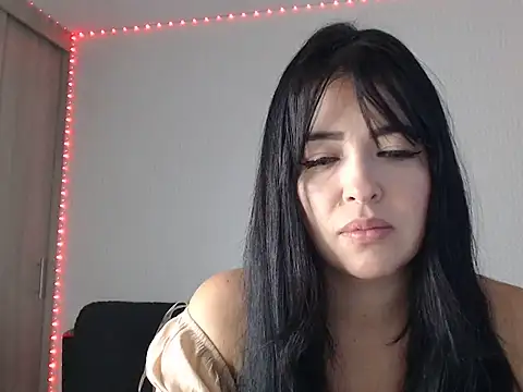 Snapshot of Aleska__Bell chatting on 10, 7, 2026 Aleska Bell online show from 10, 7, 2026