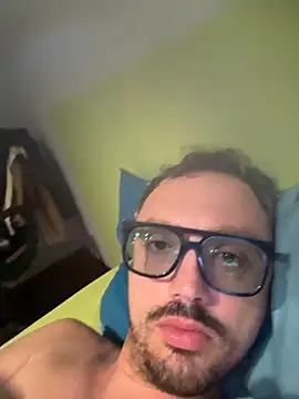 Snapshot of minga1995 chatting on 4, 10, 2025 minga1995 online show from 4, 10, 2025