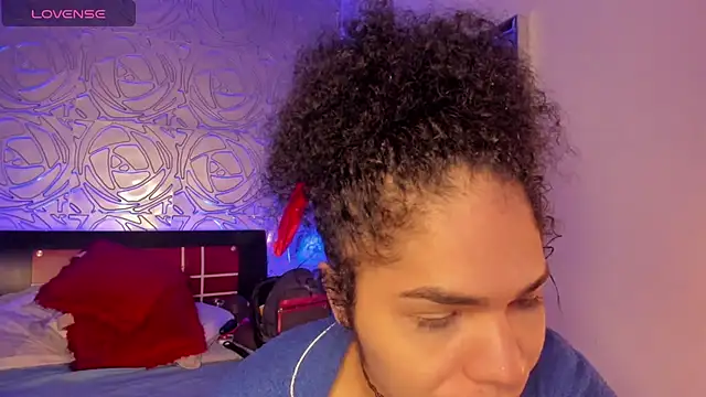 vennus1  online show from 5, 3, 2025