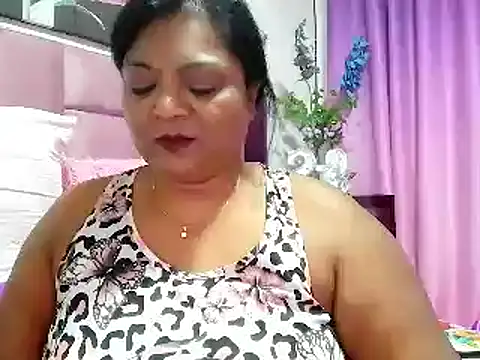 Snapshot of IndianDelia chatting on 3, 3, 2025 IndianDelia online show from 3, 3, 2025