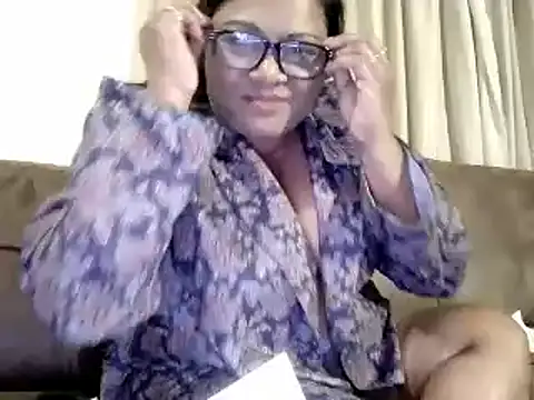 Snapshot of IndianDelia chatting on 25, 9, 2025 IndianDelia online show from 25, 9, 2025