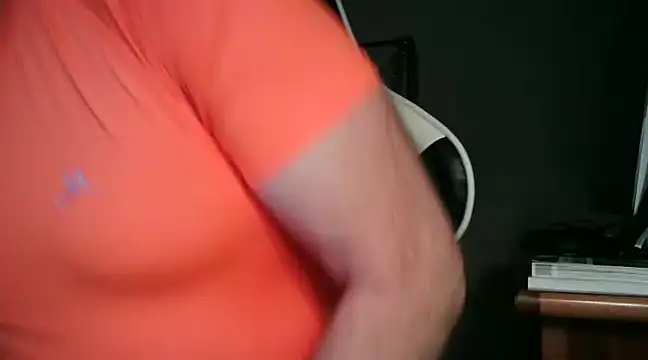 Snapshot of usdirtymikee9 chatting on 24, 12, 2024 usdirtymikee9 online show from 24, 12, 2024