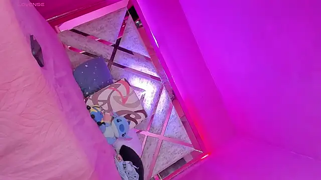 anapuala sexxx online show from 3, 1, 2025