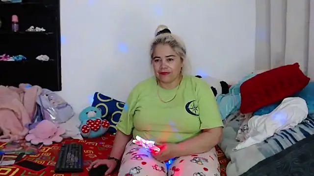 estrellita fugaz16x online show from 13, 12, 2024